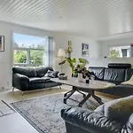 Pool Activity House For 14 People * Bøtø By