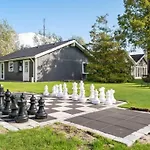 Pool Activity House For 14 People Bøtø By