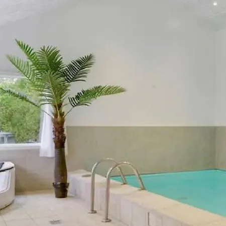 Prázdninový dům Pool Activity House For 14 People Bøtø By
