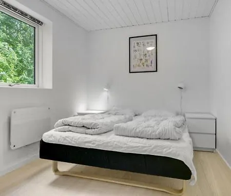 بيت للعطل Pool Activity House For 14 People Bøtø By